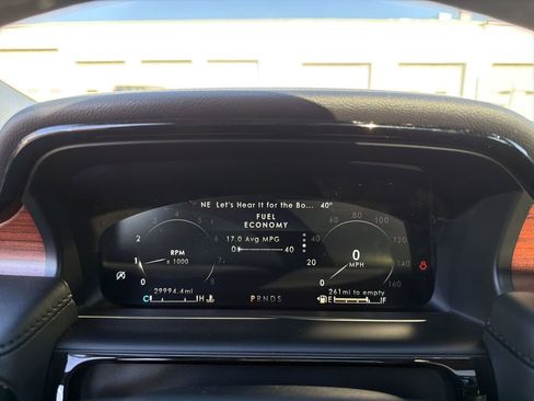 Certified 2022 Lincoln Nautilus Reserve w/ Luxury Package image 22