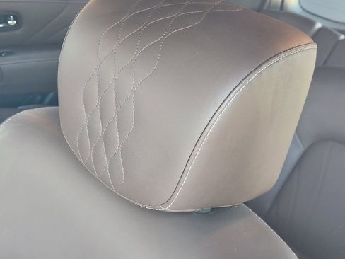 Used 2016 INFINITI QX80 Limited w/ All Season Package image 25