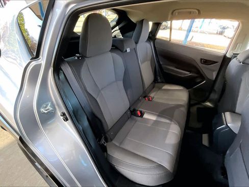 Used 2024 Subaru Crosstrek 2.0i image 19
