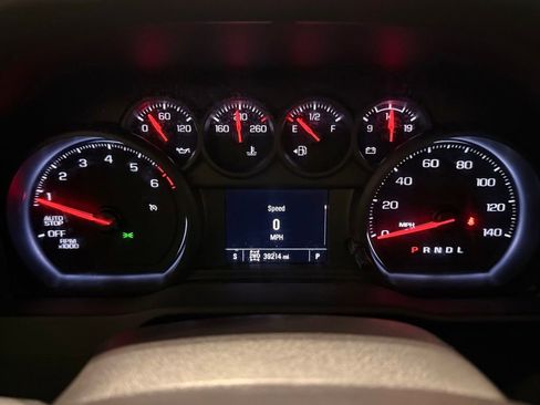 Used 2023 Chevrolet Silverado 1500 Custom AWD/4WD image 17
