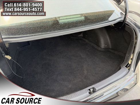 Used 2021 Toyota Corolla LE image 7