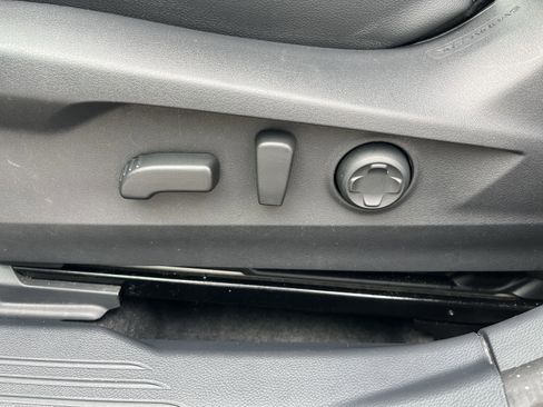 Used 2023 Subaru Outback Limited XT image 16