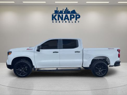 Used 2022 Chevrolet Silverado 1500 Custom Trail Boss AWD/4WD image 2