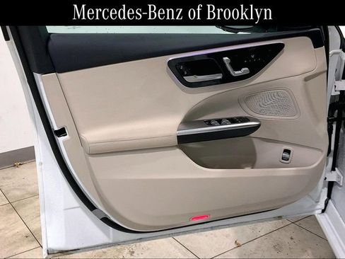 Certified 2025 Mercedes-Benz C 300 4MATIC Sedan image 21