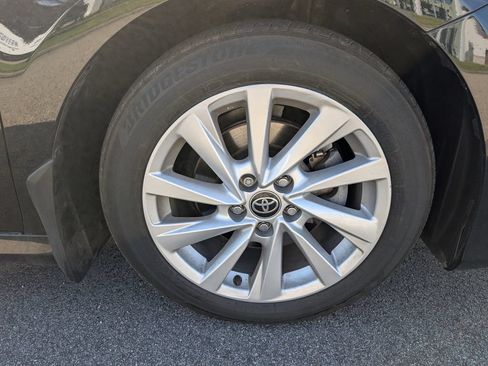 Used 2023 Toyota Camry LE FWD image 12