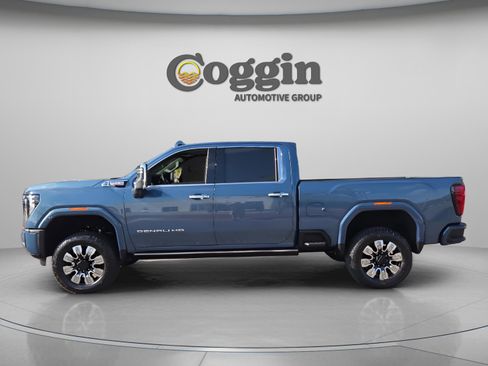 Used 2026 GMC Sierra 2500 Denali w/ Denali Reserve Package image 2