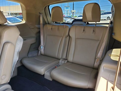 Used 2011 Toyota Highlander Limited w/ Tow Pkg FWD image 56