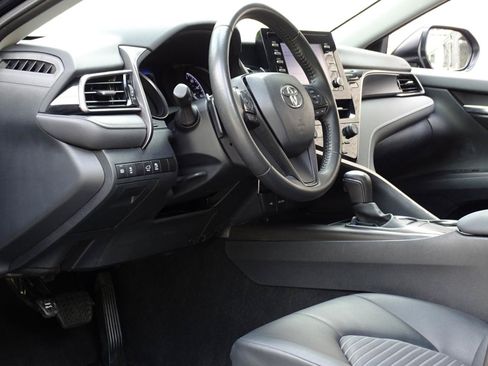 Used 2024 Toyota Camry SE FWD image 16