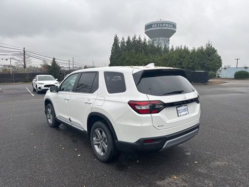 New 2025 Honda Pilot EX-L image 5