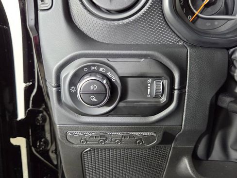 New 2026 Jeep Gladiator Mojave AWD/4WD image 15