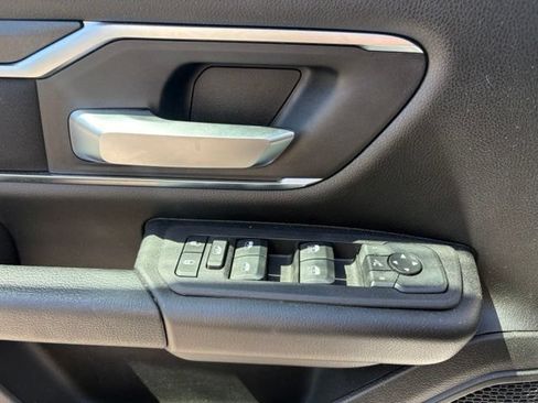 Used 2025 RAM 1500 Big Horn AWD/4WD image 11