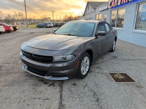 Used 2020 Dodge Charger SXT w/ Leather Interior Group image 6