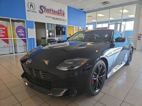 Used 2025 Nissan Z Performance w/ Floor Mat Package RWD image 1