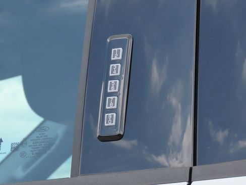 New 2026 Ford F250 Lariat w/ Black Appearance Package AWD/4WD image 19