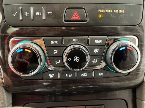 Used 2017 Buick Enclave Convenience FWD image 48