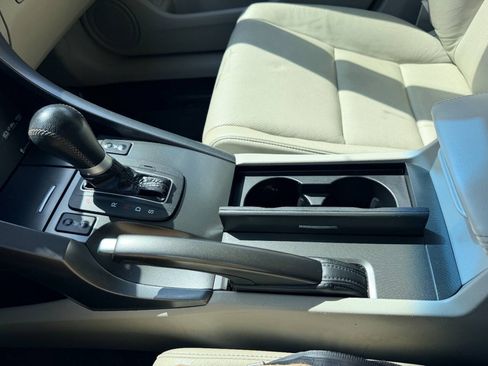 Used 2011 Acura TSX Sedan FWD image 44