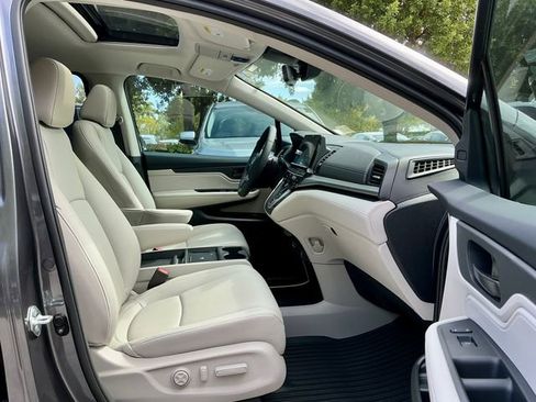New 2026 Honda Odyssey EX-L image 14