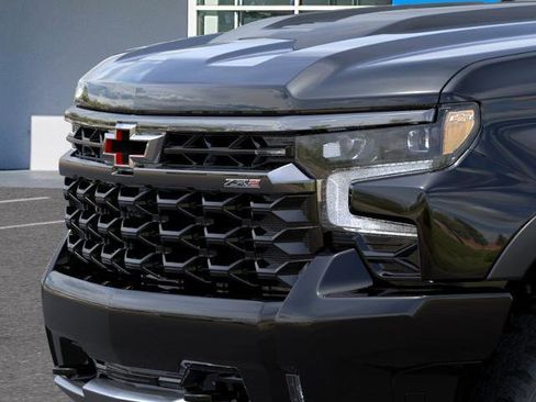 New 2026 Chevrolet Silverado 1500 ZR2 w/ Dark Appearance Package AWD/4WD image 44