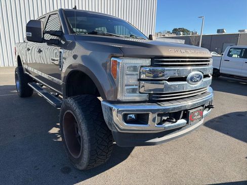 Used 2019 Ford F250 Lariat w/ Lariat Ultimate Package image 1