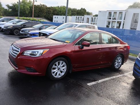 Used 2015 Subaru Legacy 2.5i Premium AWD/4WD image 4