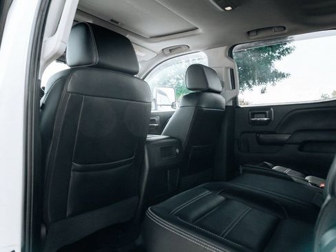 Used 2018 GMC Sierra 2500 Denali w/ Duramax Plus Package AWD/4WD image 44