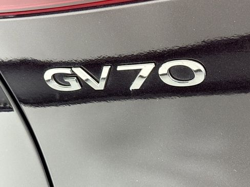 Used 2023 Genesis GV70 2.5T w/ Sport Prestige Package AWD/4WD image 8