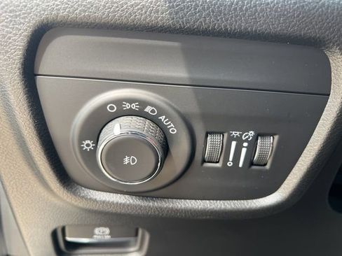 Used 2023 Jeep Grand Cherokee Summit image 14