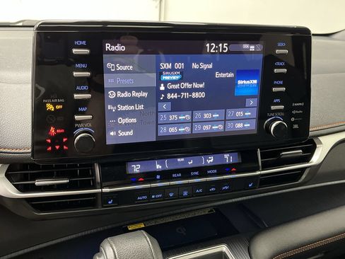 Used 2021 Toyota Sienna XSE w/ XSE Plus Package AWD/4WD image 20