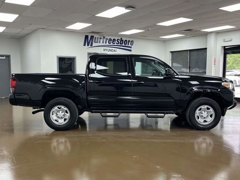 Used 2021 Toyota Tacoma SR w/ SR Convenience Package RWD image 4