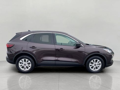 Certified 2023 Ford Escape Active image 5