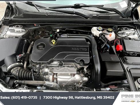 Used 2023 Chevrolet Malibu LT w/ Driver Confidence Package FWD image 8
