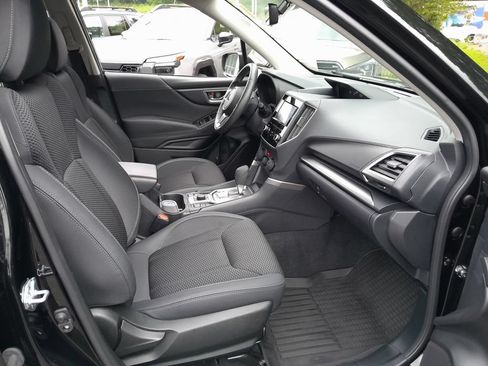 Used 2023 Subaru Forester Premium AWD/4WD image 36