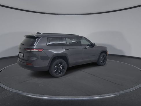 New 2026 Jeep Grand Cherokee L Limited w/ Limited Altitude Package AWD/4WD image 15