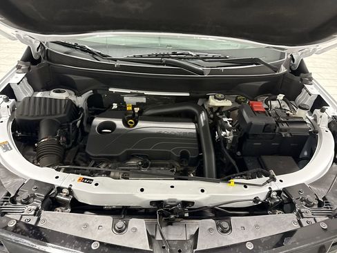 Used 2025 Chevrolet Equinox ACTIV image 31