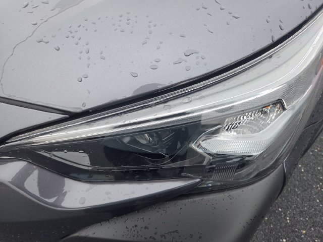 Used 2025 Subaru Outback Limited AWD/4WD image 21