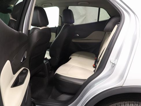 Used 2022 Buick Encore Preferred w/ Safety Package image 12