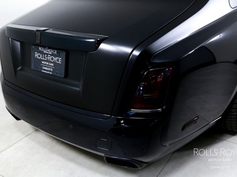 Used 2019 Rolls-Royce Phantom Sedan image 46