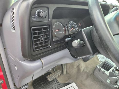Used 1997 Dodge Ram 1500 Truck 2WD Regular Cab image 12