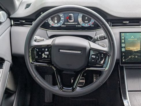 Used 2024 Land Rover Range Rover Evoque Dynamic SE AWD/4WD image 25