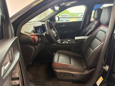 Used 2025 Chevrolet Equinox RS w/ Safety and Technology Package FWD image 16