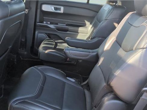 Used 2020 Ford Explorer ST w/ ST Street Pack image 21