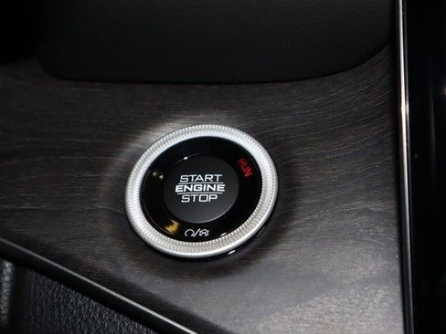 New 2023 Jeep Grand Cherokee Overland w/ Adv Protech Group III image 14