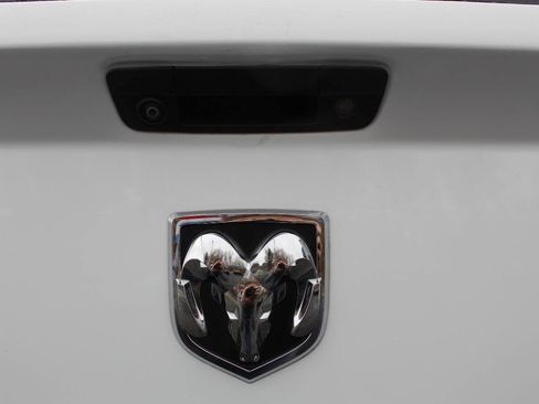 Used 2018 RAM 2500 Laramie w/ Snow Chief Group image 18