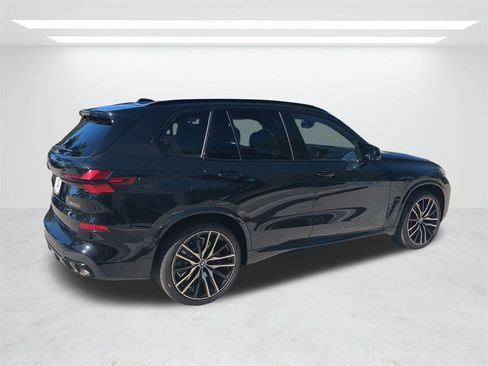 New 2026 BMW X5 M60i w/ Executive Package image 4