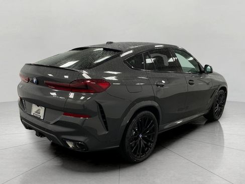 New 2026 BMW X6 xDrive40i image 3