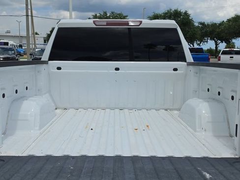 Used 2022 Chevrolet Silverado 1500 RST RWD image 7