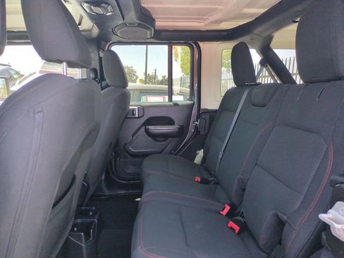 Used 2023 Jeep Wrangler Unlimited Rubicon AWD/4WD image 21