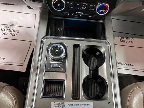 Used 2018 Ford Expedition XLT RWD image 50