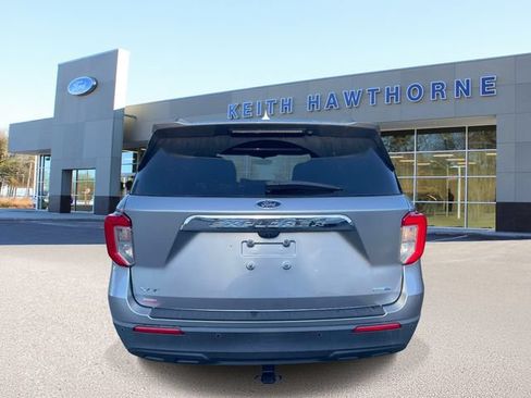 Used 2020 Ford Explorer XLT AWD/4WD image 6
