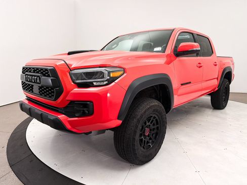 Used 2023 Toyota Tacoma TRD Pro AWD/4WD image 14